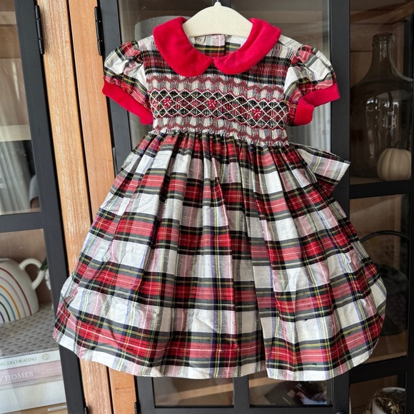 Marco & Lizzy silk plaid dress baby girl smocked puff sleeve peter pan collar - Picture 4 of 7